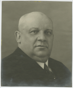 Unbekannter Fotograf, Porträt Oskar Gierke, um 1909, Archiv Annenhofkino / Privatbesitz