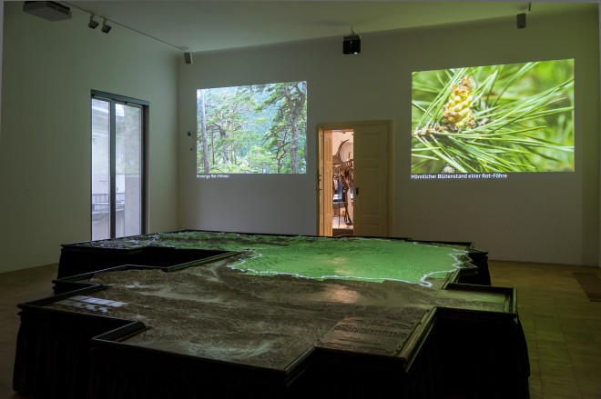 Moderne Technik bespielt das Relief heute im Naturkundemuseum, Foto: Universalmuseum Joanneum/N. Lackner