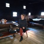 Birgit Johler in der berühmten Rauchstube, die auch in der neuen Ausstellung wieder ihren Platz finden wird.