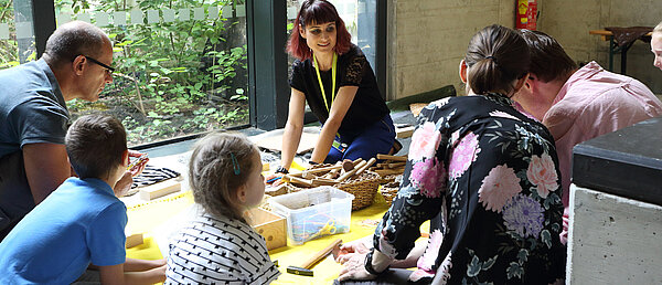 Programm für Kindergarten und Schule