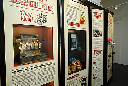 Ausstellungsansicht „Der Schein trügt“