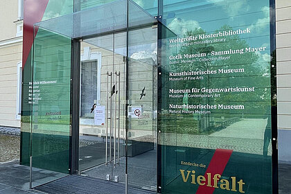 Dreharbeiten für "Wer bist du: Steiermark?" Museum Stift Admont