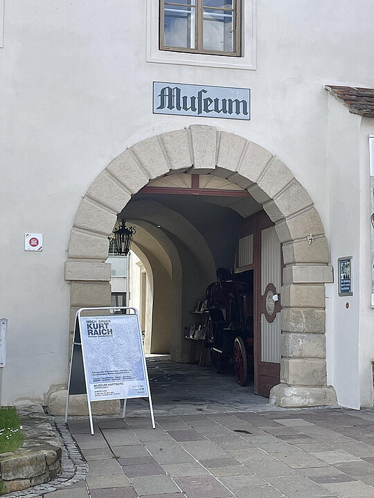 Dreharbeiten für "Wer bist du: Steiermark?" Museum Hartberg 
