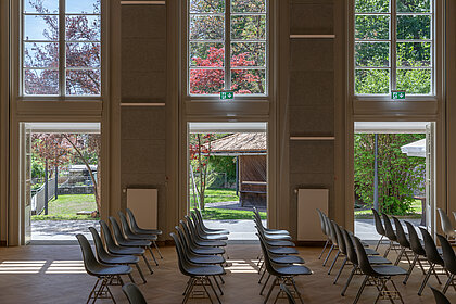 Side view through the windows into the fragrance garden.