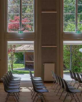 Side view through the windows into the fragrance garden.