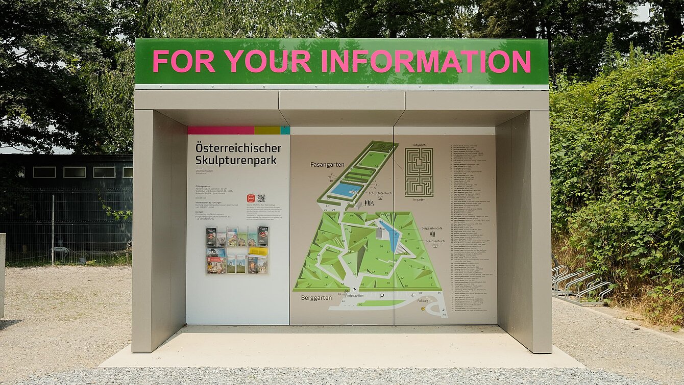 Der Infopavillon beim Eingangsbereich des Skulpturenparks wurde von Michael Schuster als Kunstwerk neu entworfen. 