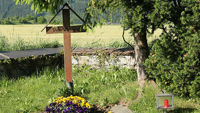 Peter Roseggers Grab in Krieglach