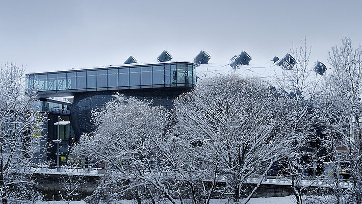 Kunsthaus im Schnee
