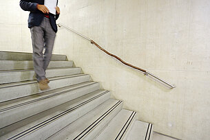 Site/Cite. Speaking in Tongues While Splitting One's Own