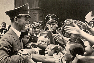 „Nun steht Graz eine große Zukunft bevor.“ (Robert Baravalle). Graz 1938
