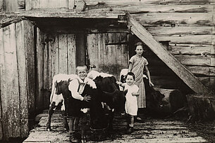 Wie die zerrissene Zeit in die Welt der Bilder kam